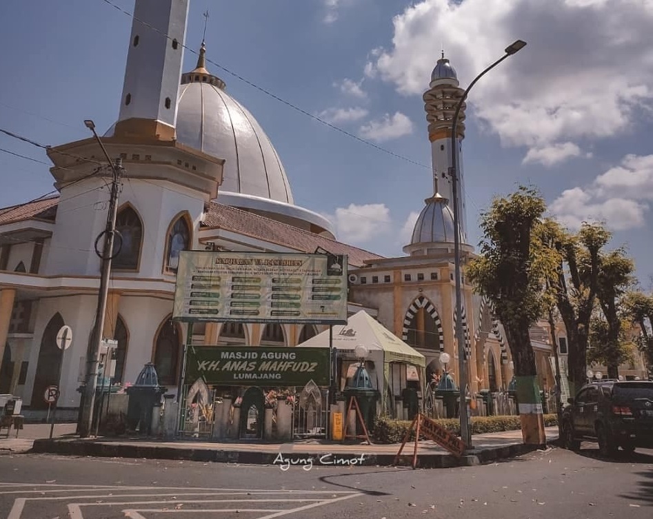 Masjid Agung Lumajang - instagram.com/masjidinfo.id